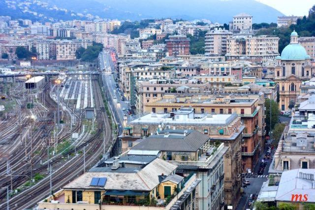 Suite Lambruschini Central With Top City View - Free Covered Parking Genoa Luaran gambar